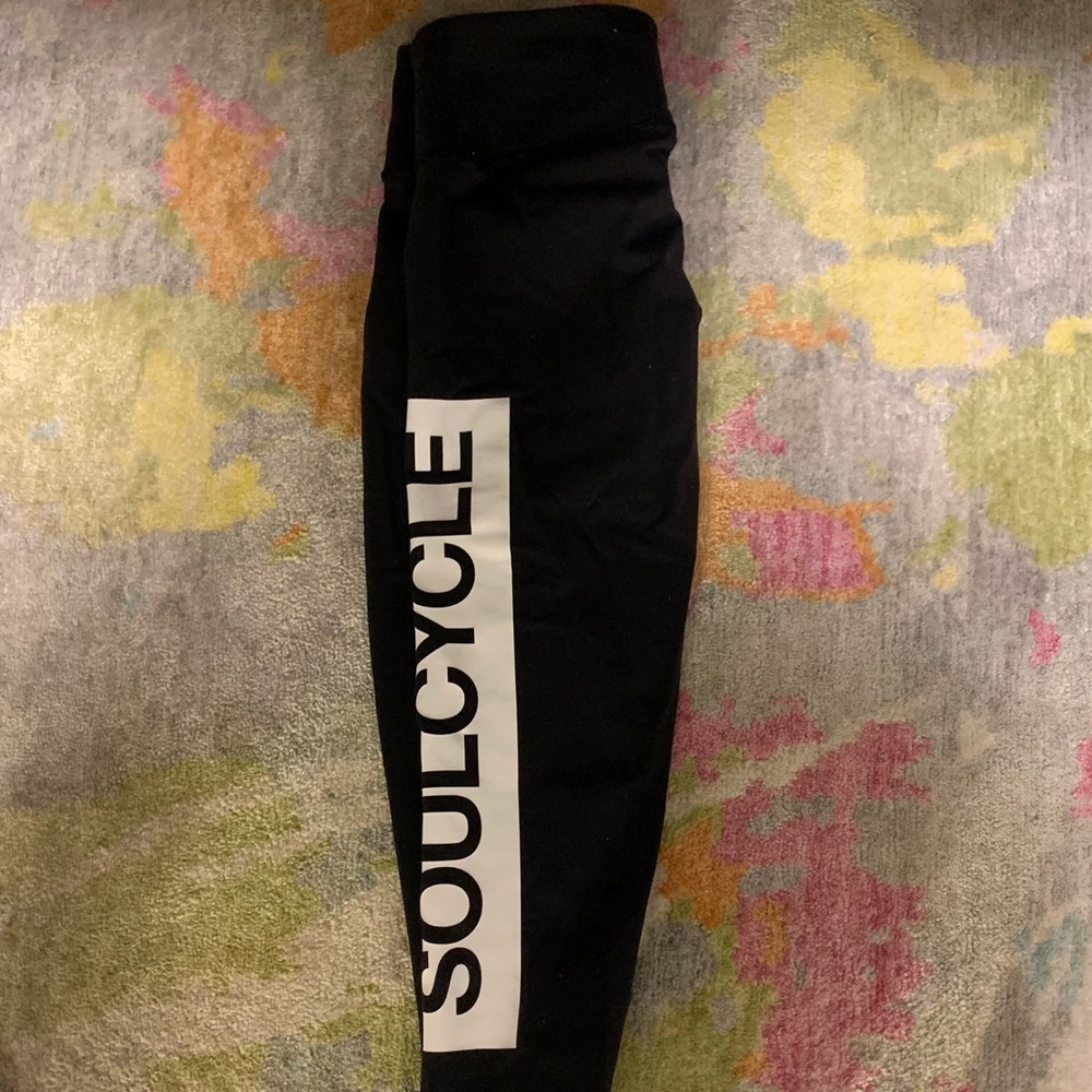 Lululemon (soul cycle branded) leggings. Size 6.